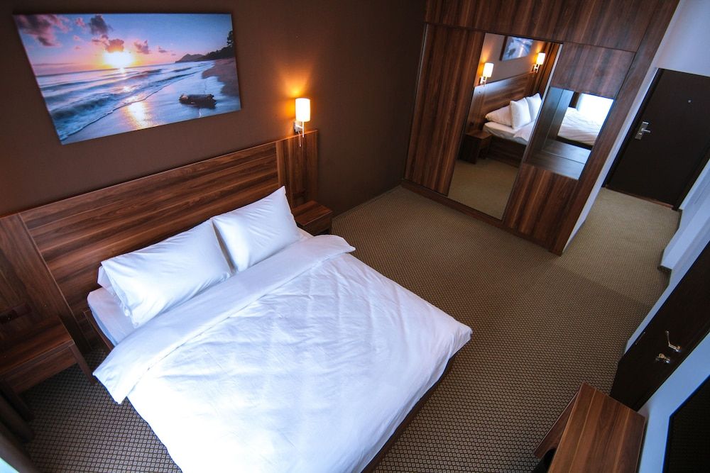 undefined Sky Inn Hotel Batumi 3