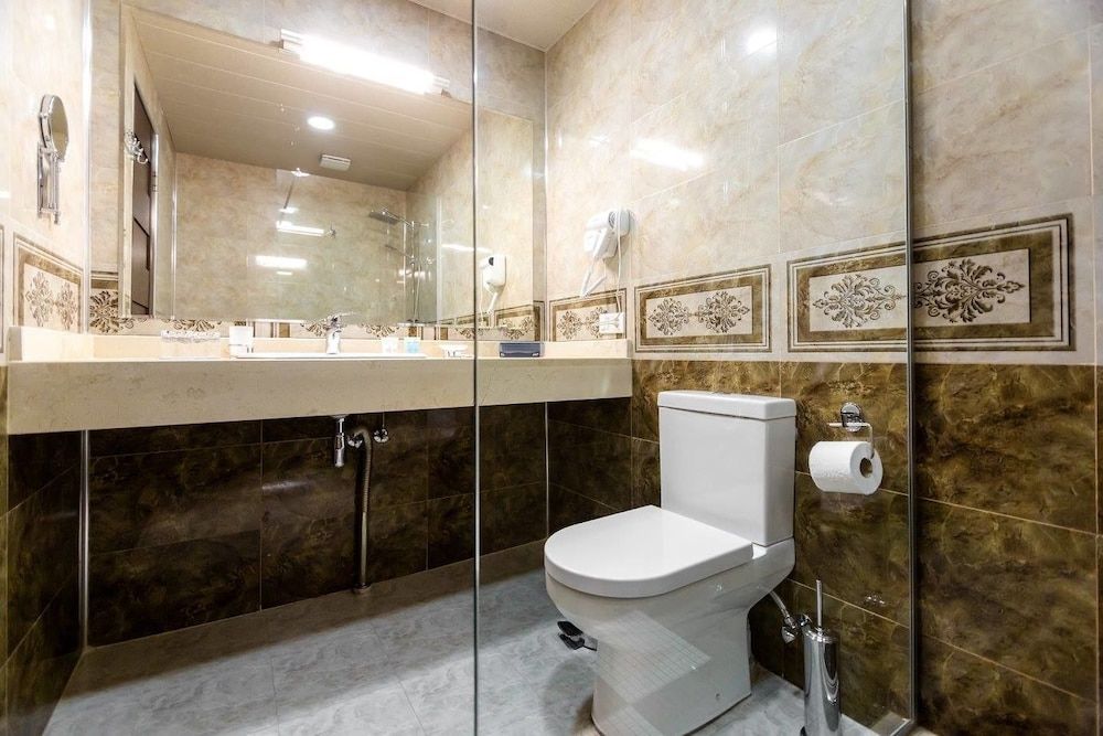 Elia Palace Hotel Comfort Double or Twin Room, 1 Queen Bed 5