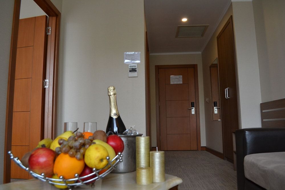 undefined Hotel Sputnik Batumi 6