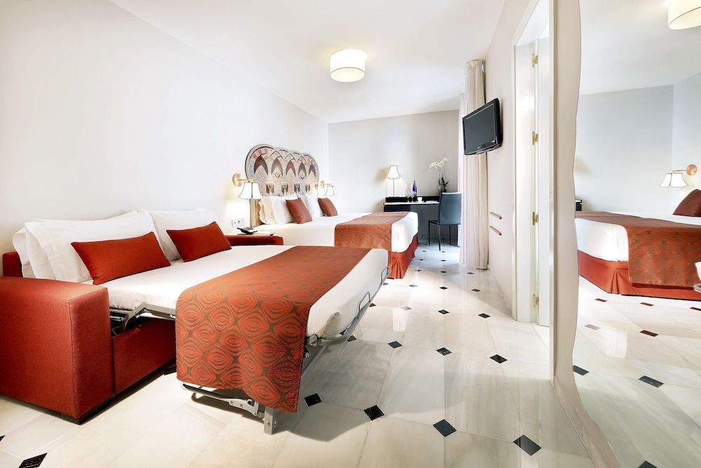 Eurostars Conquistador Hotel Family Room (3 Pax)