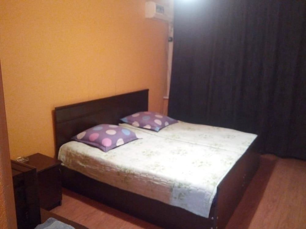 Hereti Hotel Standard Single Room, Balcony, City View 3