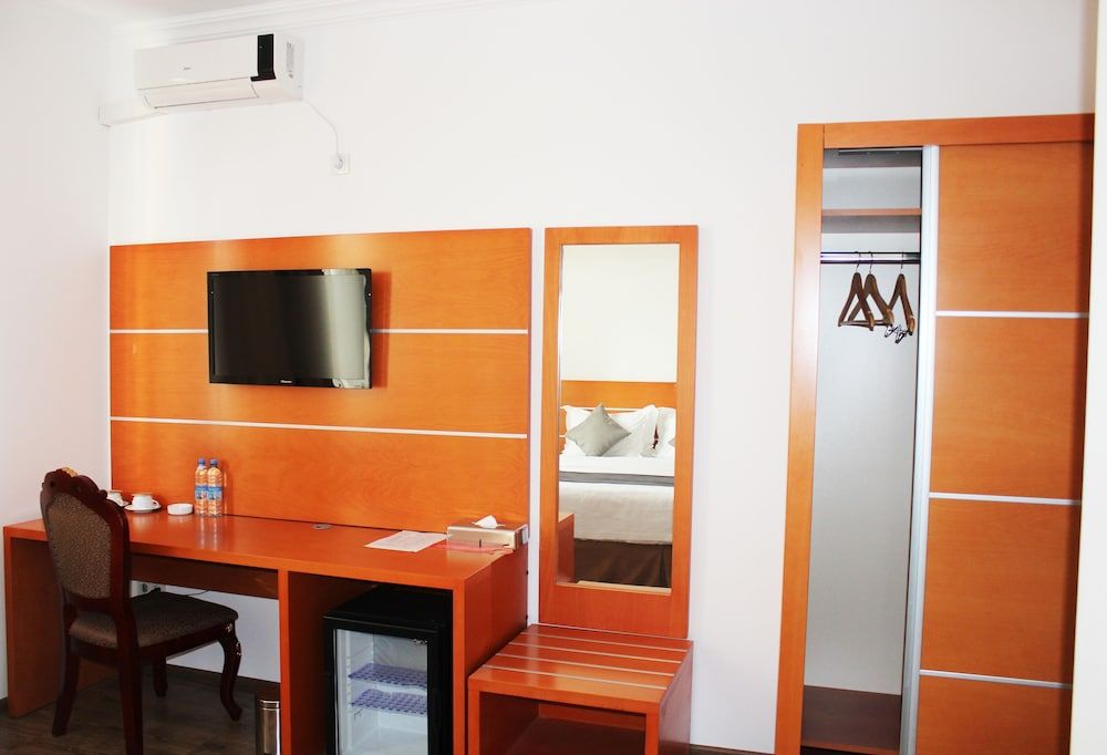 DU House Hualing Tbilisi Double Room, 1 King Bed 2