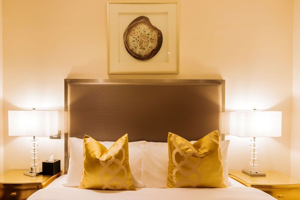 Oak Plaza Suites Deluxe Suite, 1 Bedroom 4