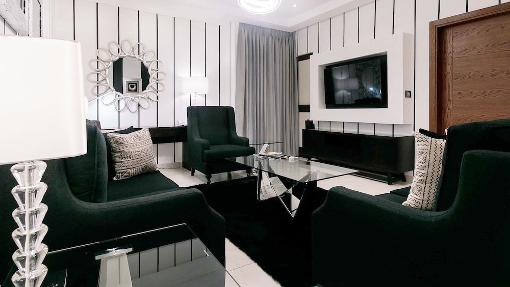 Oak Plaza Suites Executive Suite, 2 Bedrooms 10