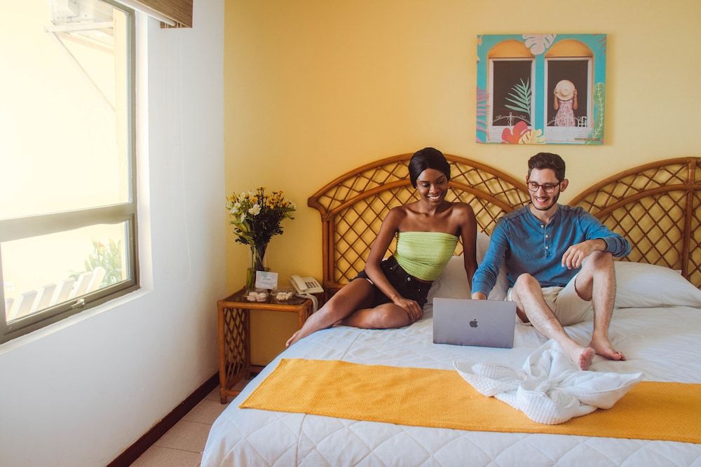 Hotel Santana Standard Room, 1 King Bed 4