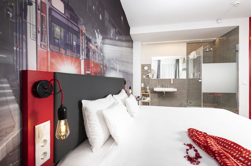 undefined Three Corners Hotel Anna 3