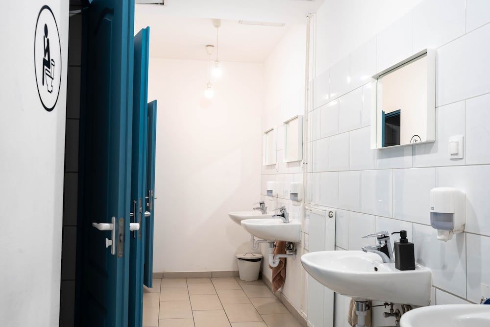 WOW City Hostel Quadruple Room 2