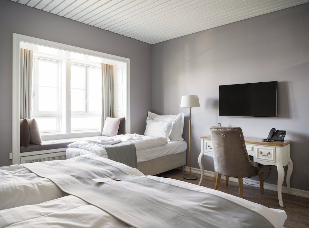 Sigló Hotel by Keahotels Standard Triple Room 2