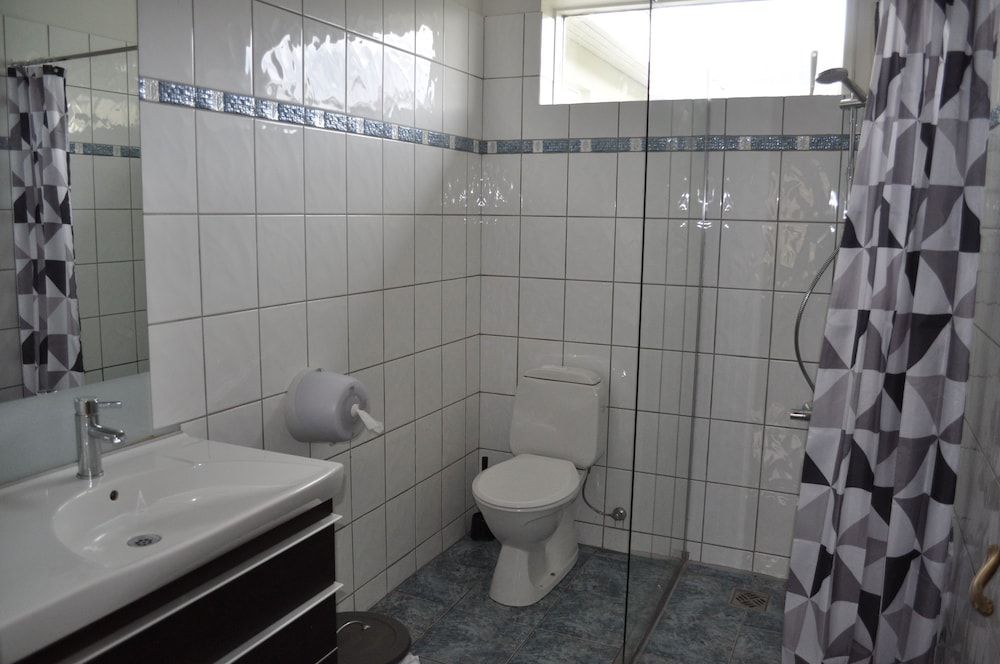 Family Room, Shared Bathroom
