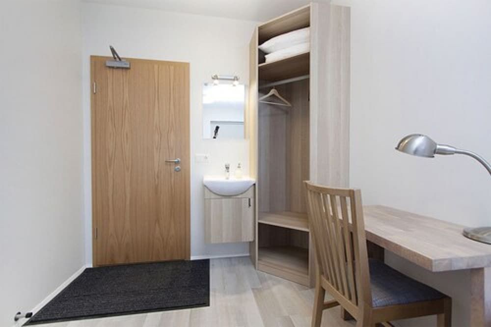Kef Guesthouse by Keflavík airport Double Room, Shared Bathroom 8