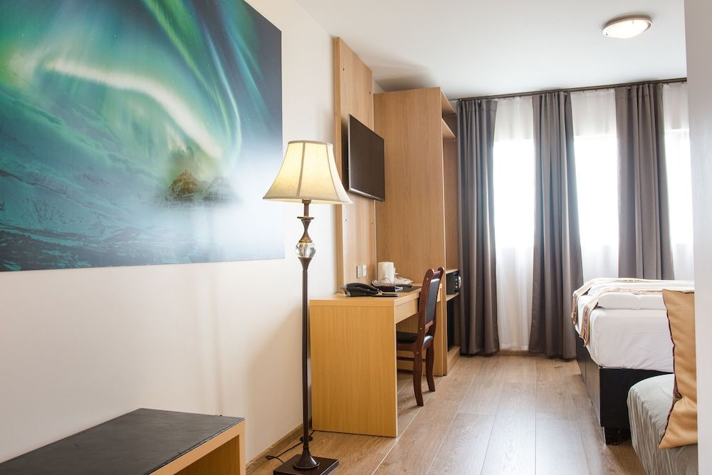 King and 1 Twin Room, City View