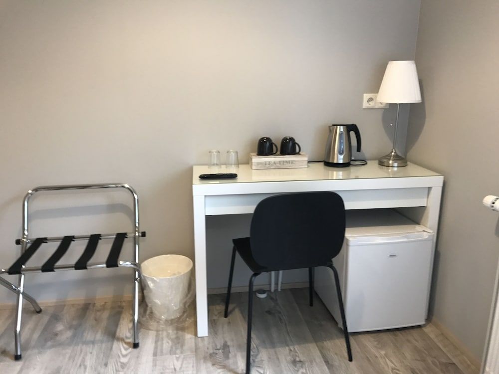 Reykjadalur Guesthouse Double Room, Private Bathroom 10