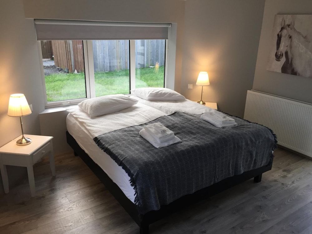 Reykjadalur Guesthouse Family Triple Room, Private Bathroom 4