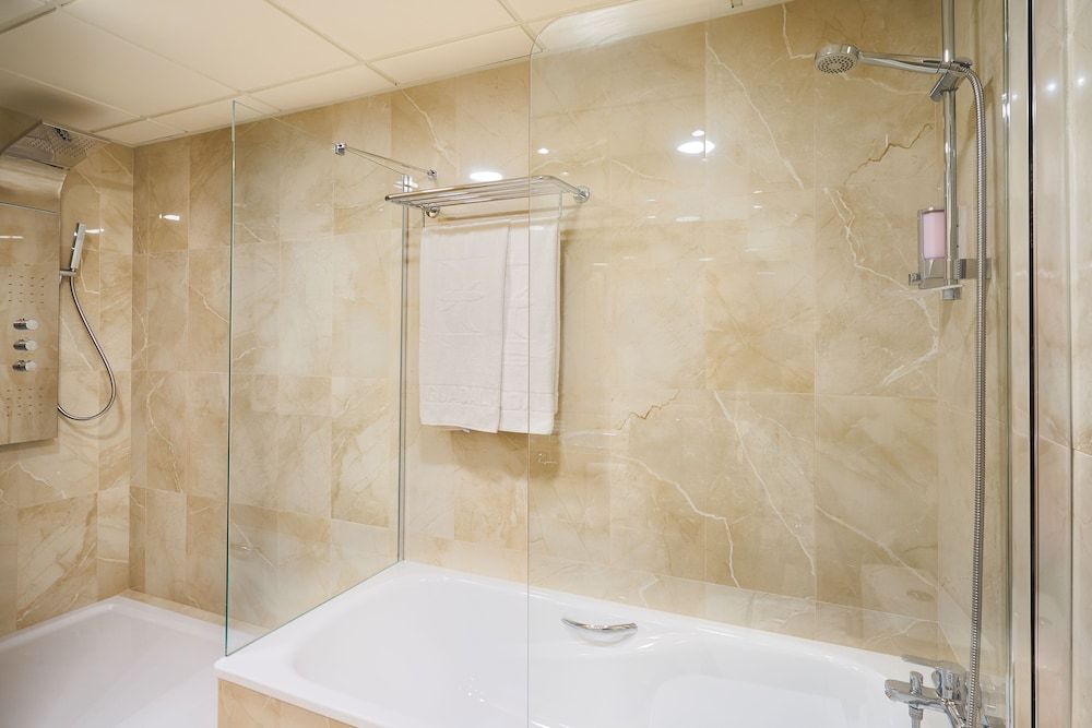 Hotel Guadalmedina Junior Suite 5