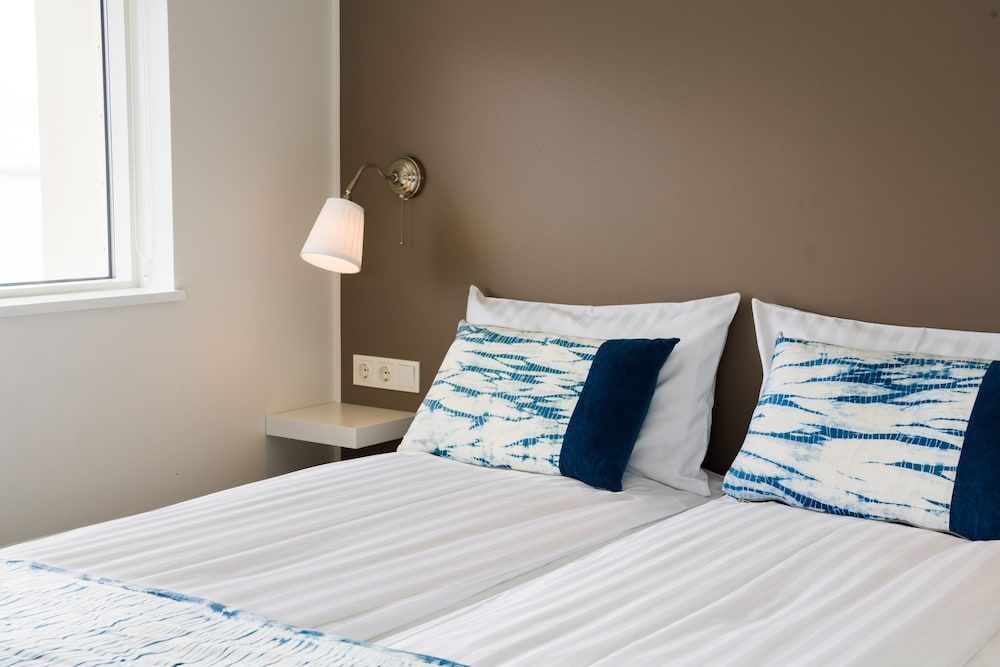 Salthús Guesthouse Quadruple Room, Ocean View 3