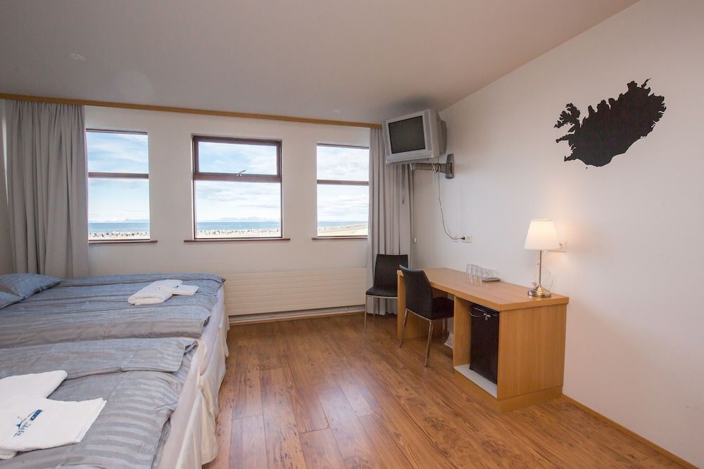 Hotel Keilir by Reykjavik Keflavik Airport Triple Room, Private Bathroom 3