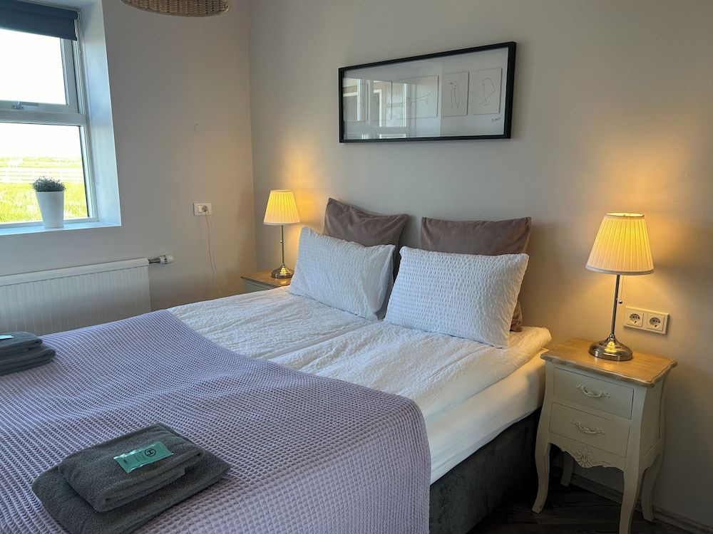 Lindartún Guesthouse Basic Quadruple Room, Private Bathroom 6