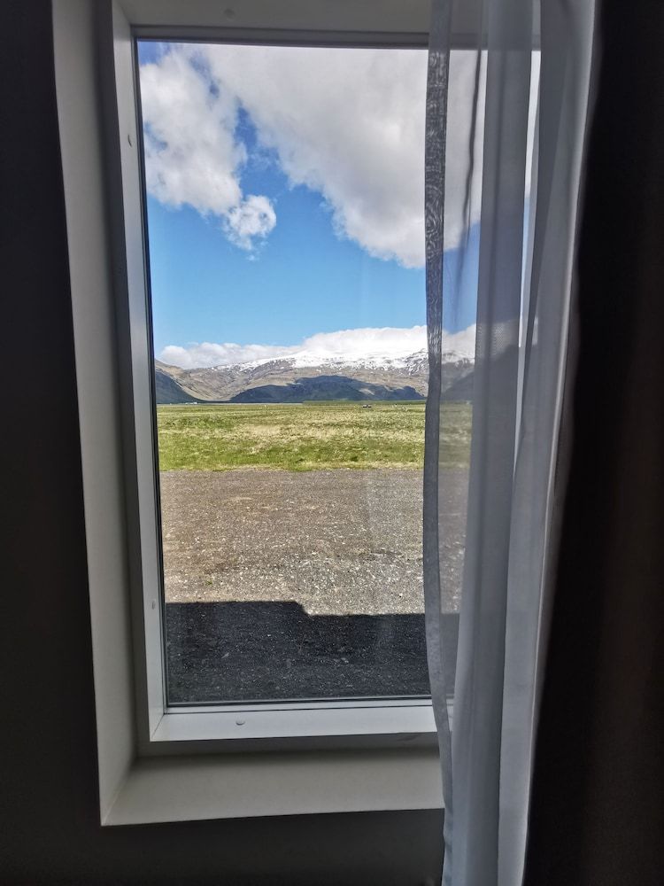 UMI Hotel Standard Double or Twin Room, Mountain View 2