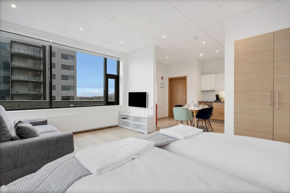 Blue Mountain Apartments- Economy Studio