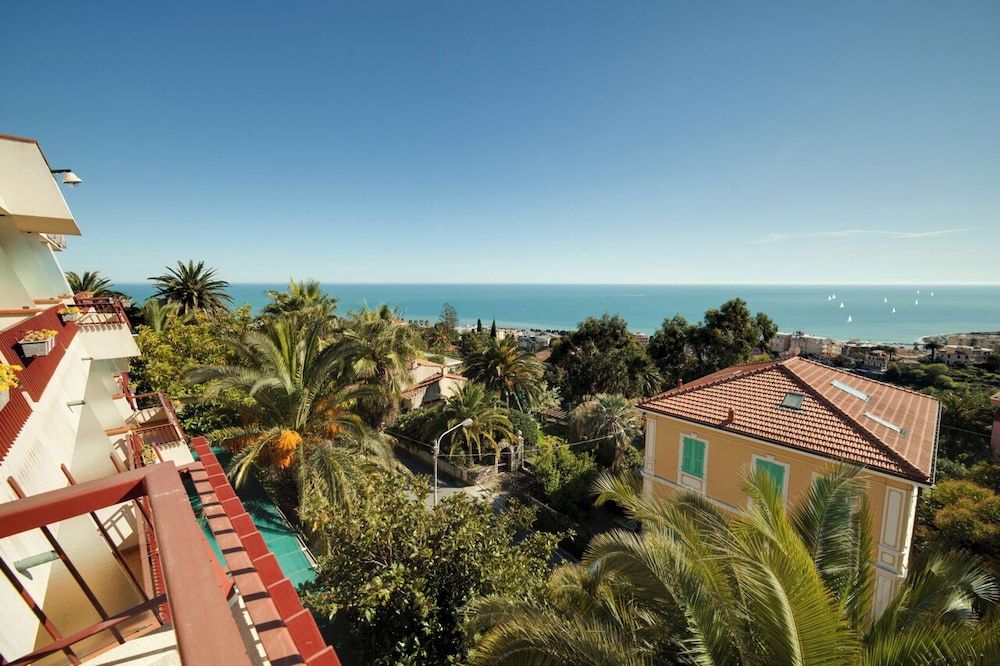 Junior Suite, Balcony, Sea View (Glam)