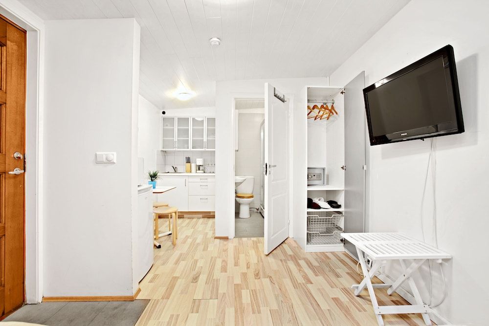 Alfred's Apartments Studio (2 Adults) 8