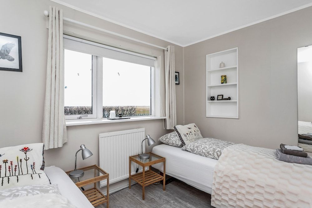 Guesthouse Vatnsholt Double or Twin Room, Shared Bathroom 3