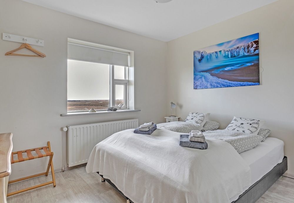 Guesthouse Vatnsholt Double or Twin Room, Shared Bathroom