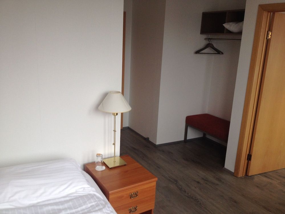Hotel Vestmannaeyjar Standard Single Room with Spa Access 2