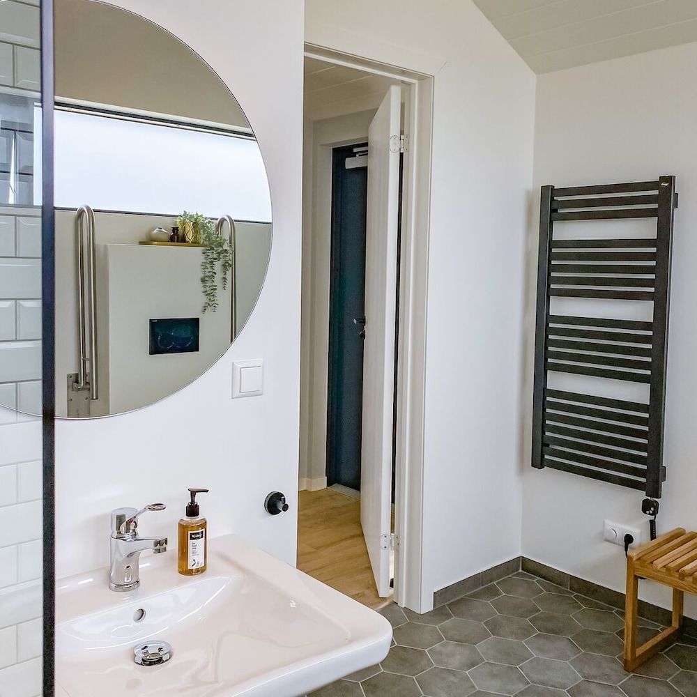 Magma Hotel Deluxe Double Room 4