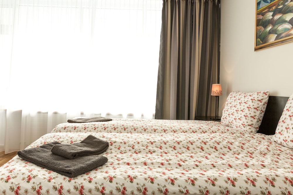 Standard Double or Twin Room, Shared Bathroom