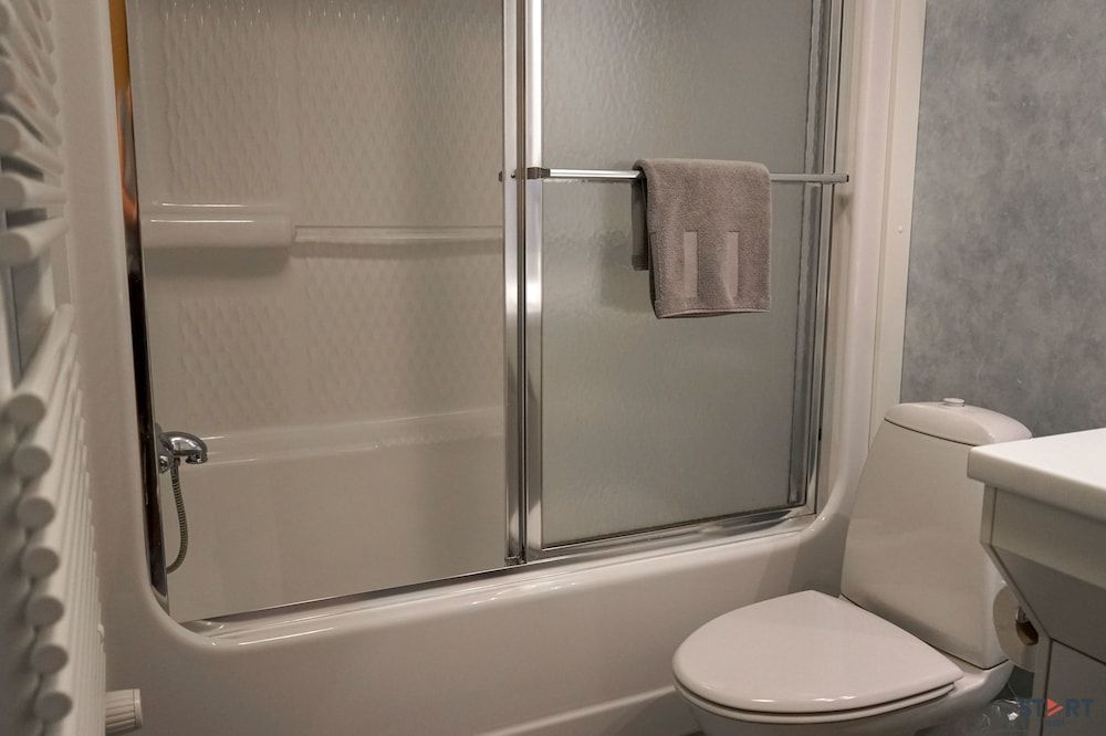 Start Hostel Family Room, Private Bathroom 5