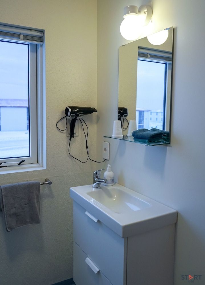 Start Hostel Double or Twin Room, Private Bathroom 14