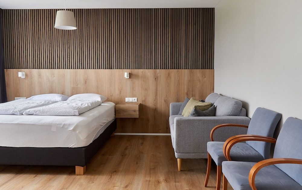 Hótel Laugarvatn Standard Quadruple Room, Lake View