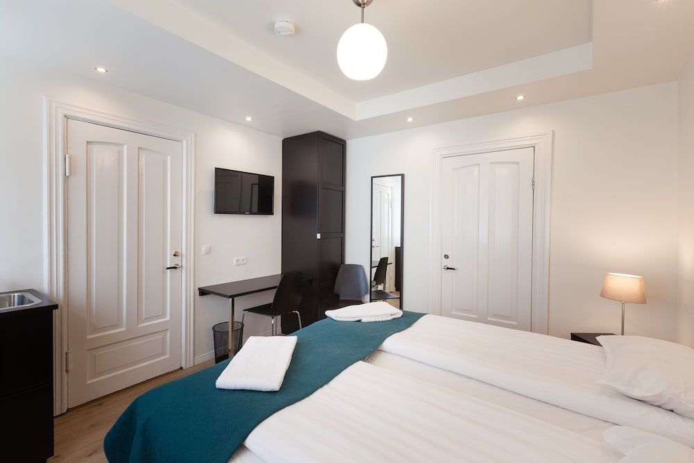 Guesthouse Galtafell Double Room, Private Bathroom 2