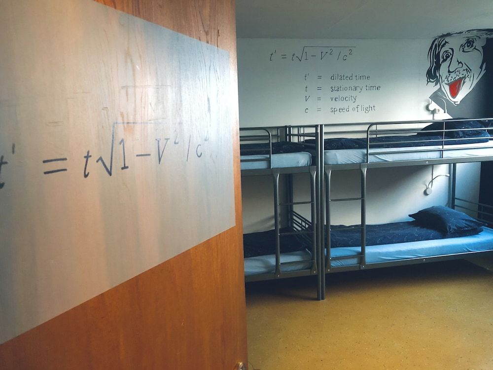 Basic Shared Dormitory- The Time Machine