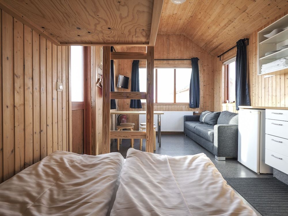 Hvammstangi Cottages Family Cabin, 1 Bedroom, Mountain View 4
