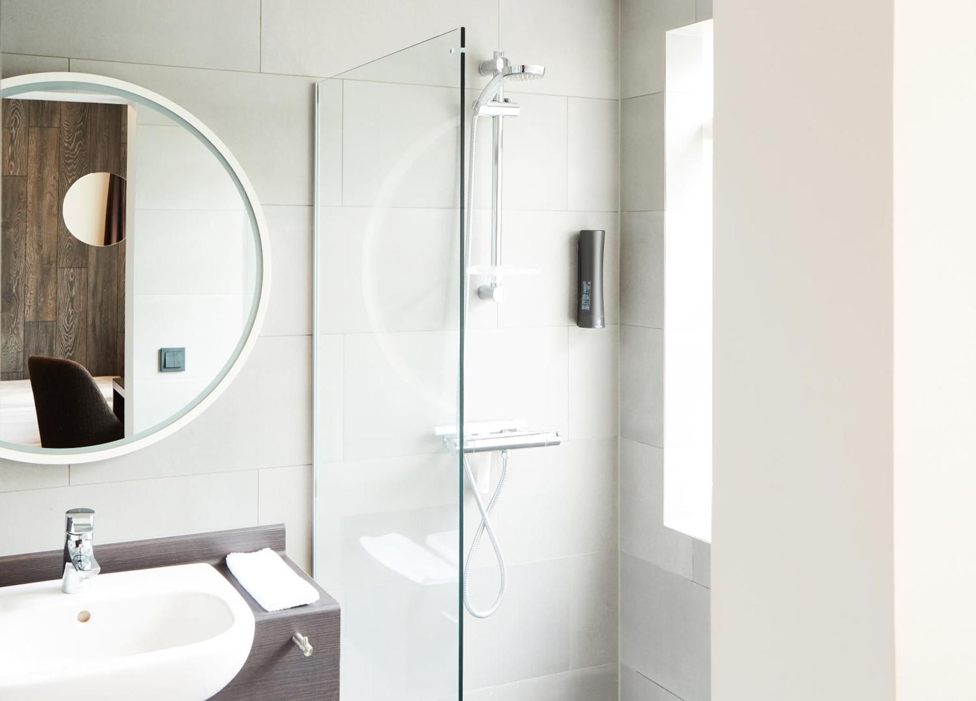 Fosshotel Husavik Twin Room 3