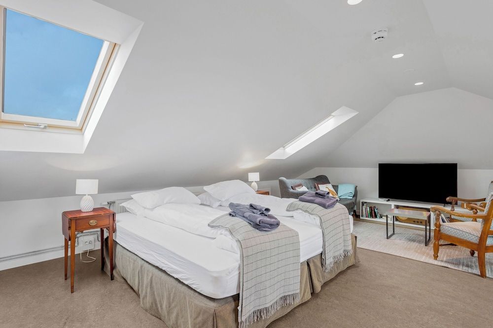 Freyja Guesthouse & Suites Panoramic Studio Suite