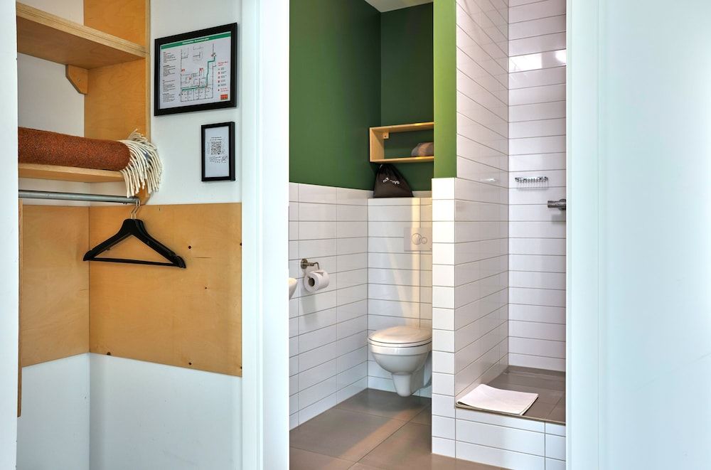 Midgard Base Camp Standard Double or Twin Room, Private Bathroom 5