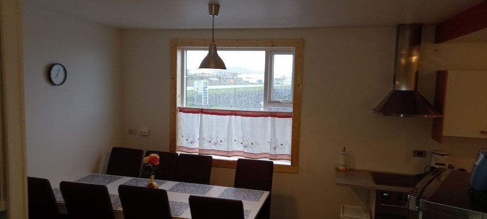 Reykjanes Guesthouse Comfort Apartment, 3 Bedrooms 7