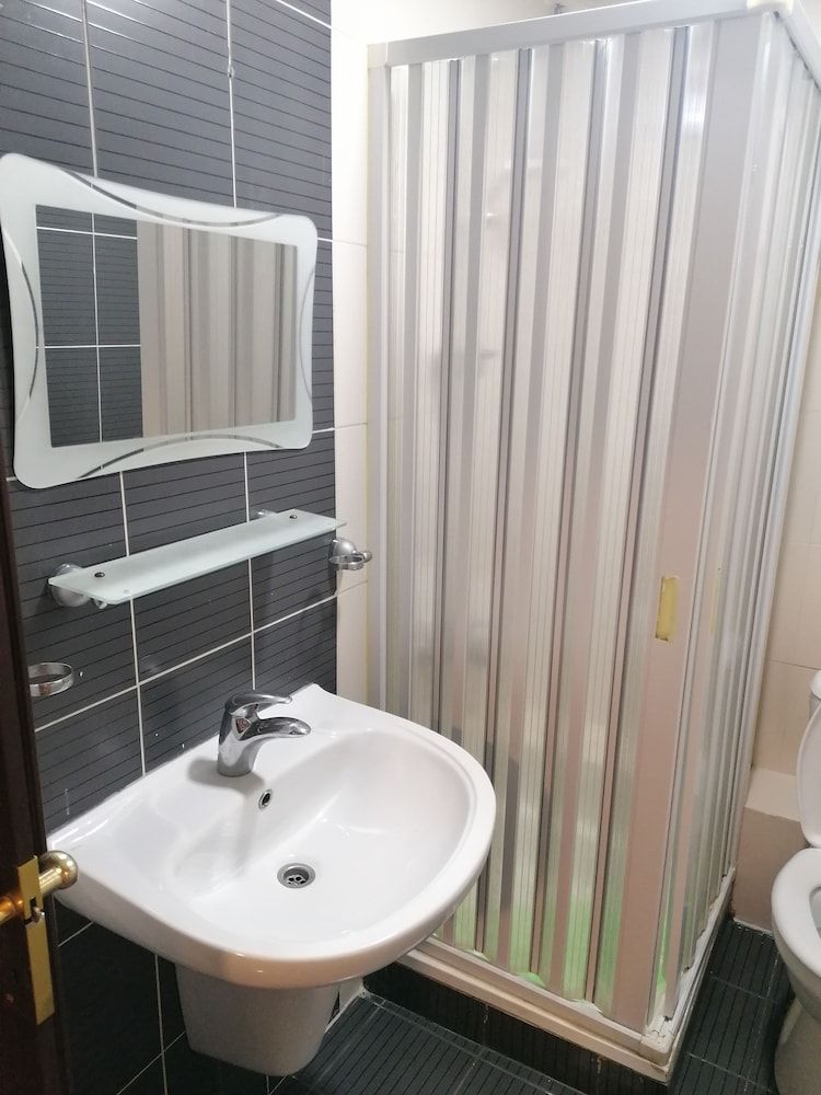 Milano Hotel Suites Executive Suite 12