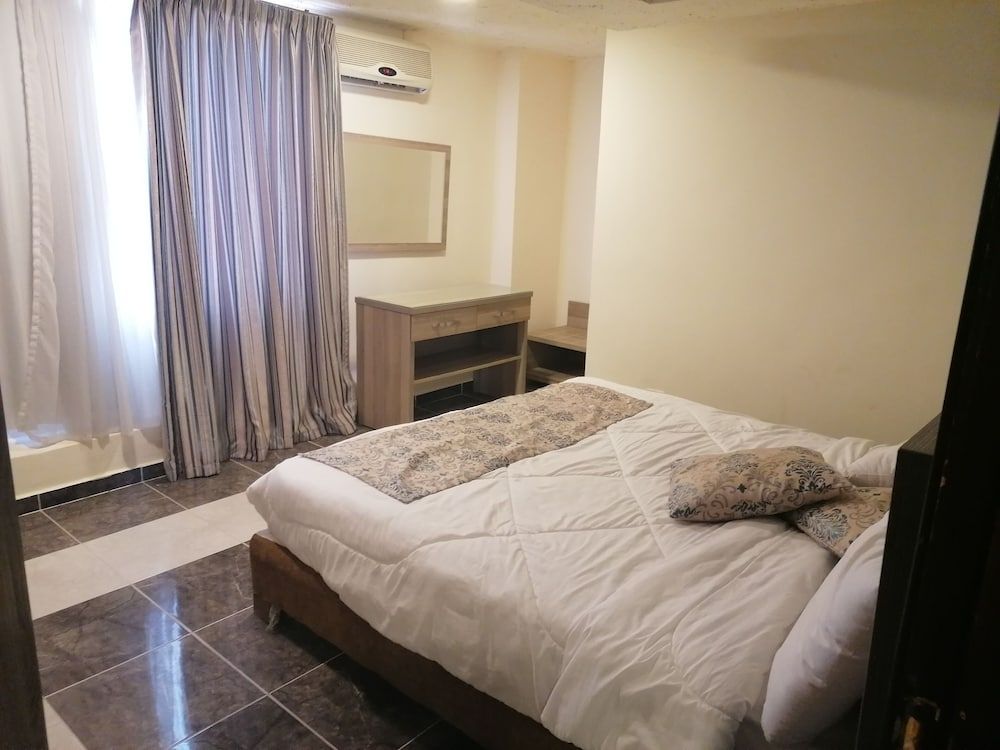 Milano Hotel Suites Standard Room 5