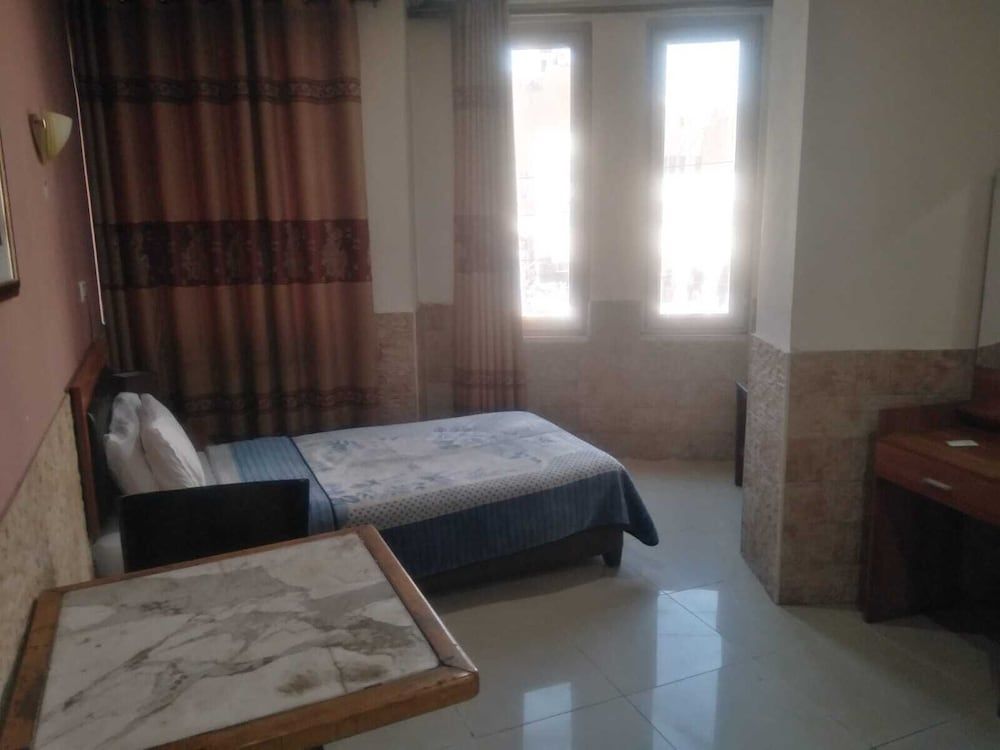 undefined Amman Palace Hotel 8