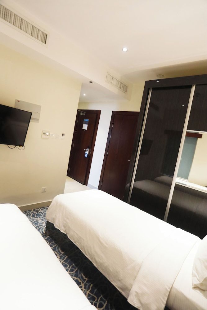 Naylover Hotel Suites Standard Twin Room 2