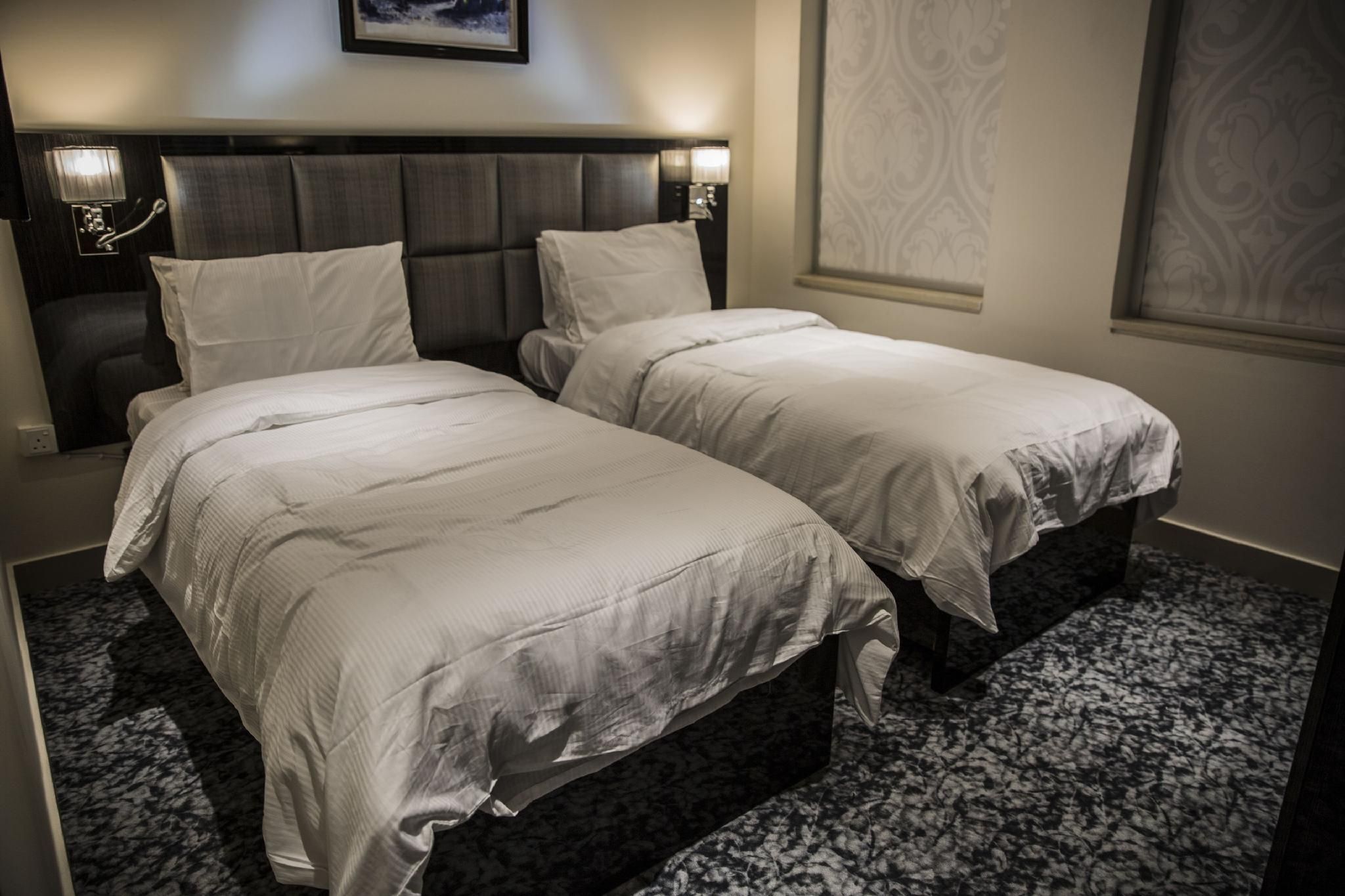 Naylover Hotel Suites Standard Twin Room 5