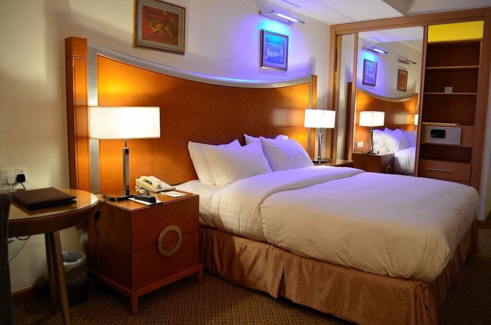 Belle Vue Hotel Room, Connecting Rooms 4