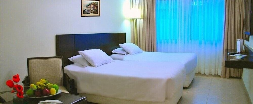 undefined Ocean Hotel 6
