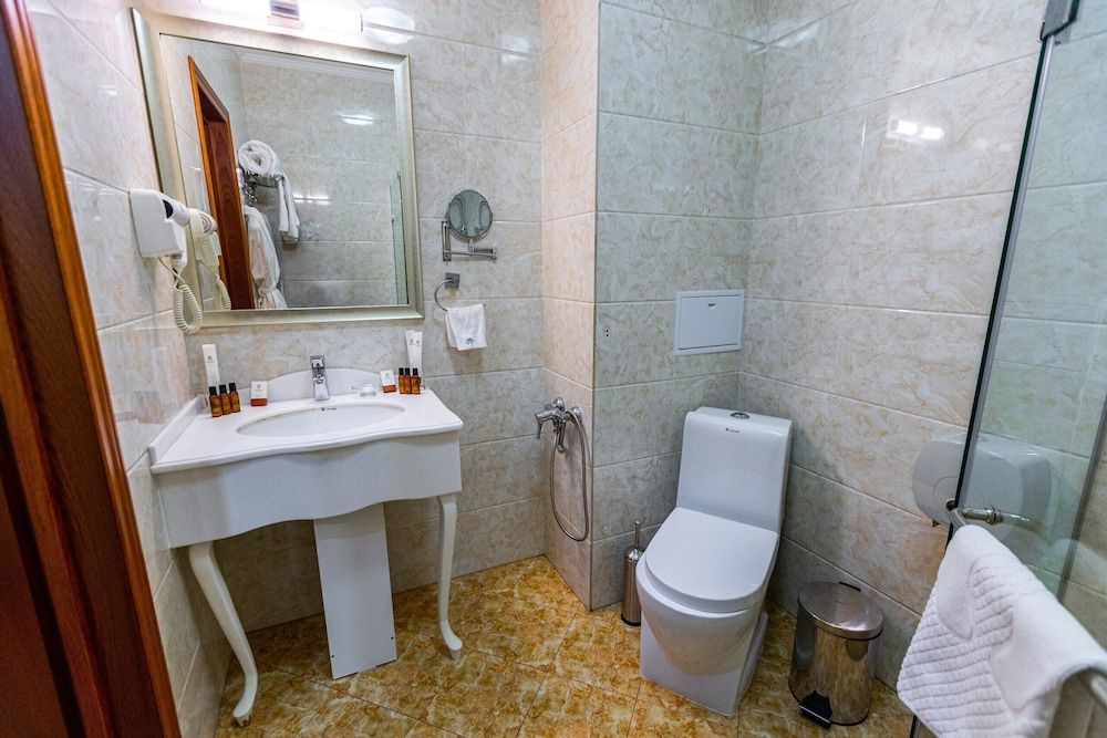 undefined The Plaza Hotel 7