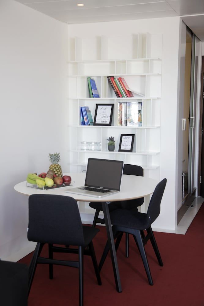 undefined 1866 Court & Suites 2