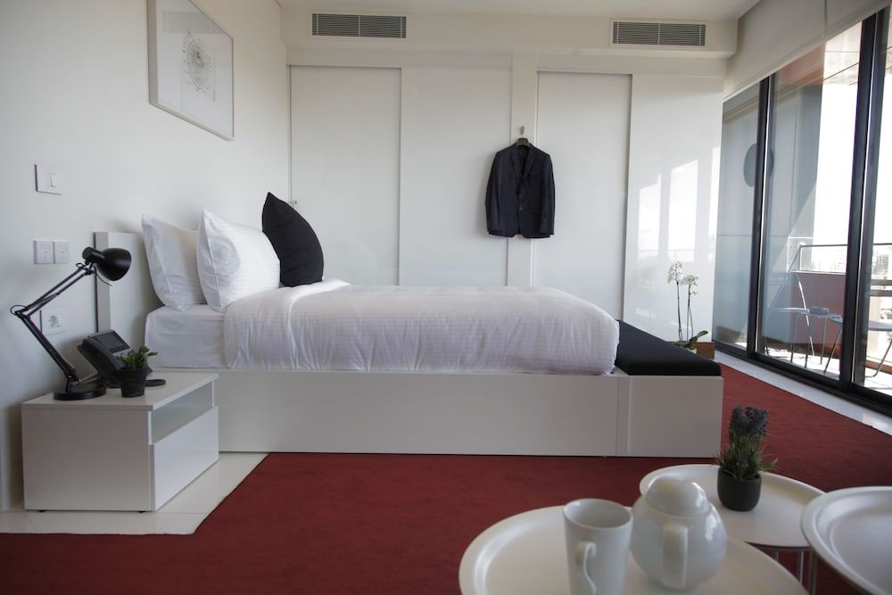 undefined 1866 Court & Suites 5